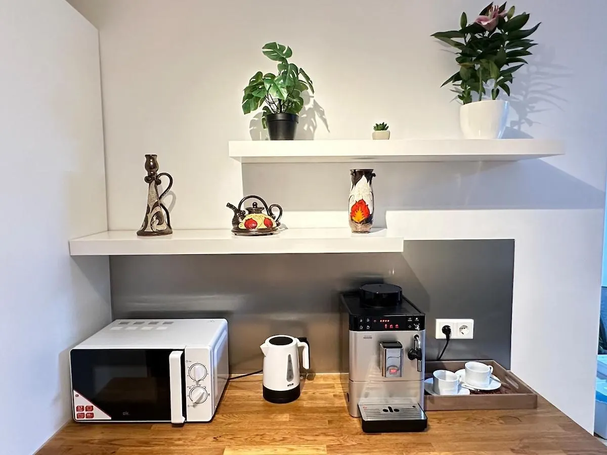 Nest & Rest Garden Stay With Free Parking Salzburgo