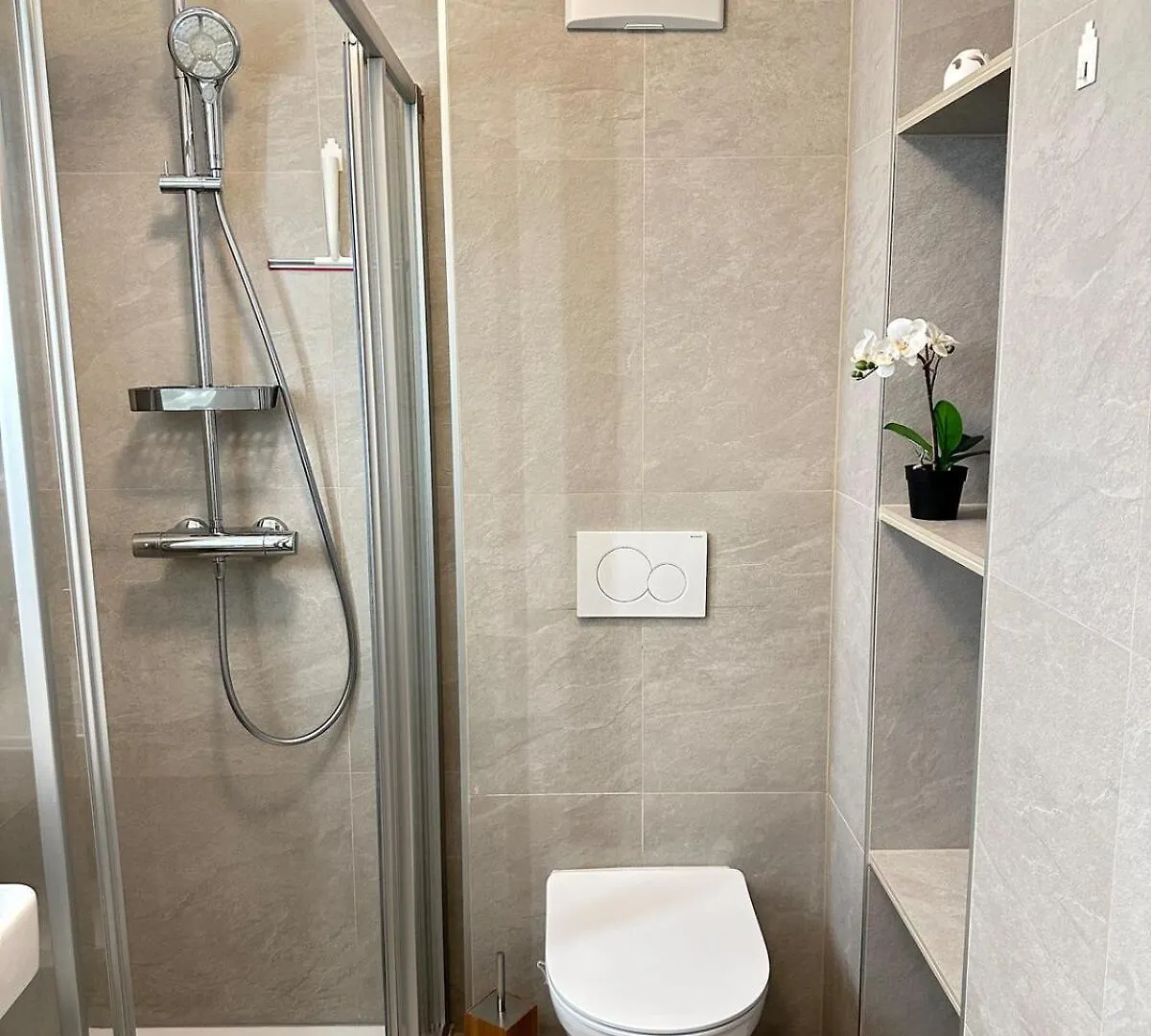 Nest & Rest Garden Stay With Free Parking Salzburgo 0*,