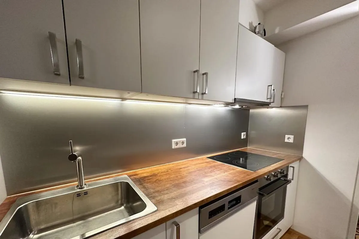Guest house Nest & Rest Garden Stay With Free Parking Salzburg